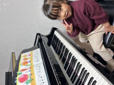 2歳からのプレピアノレッスン