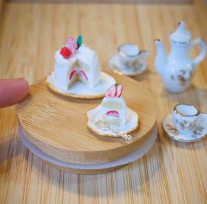 食べたくなる♡粘土でミニチュアフード